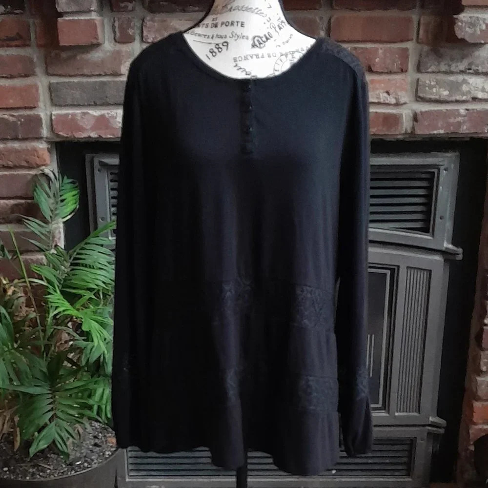 Company Ellen Tracy Top